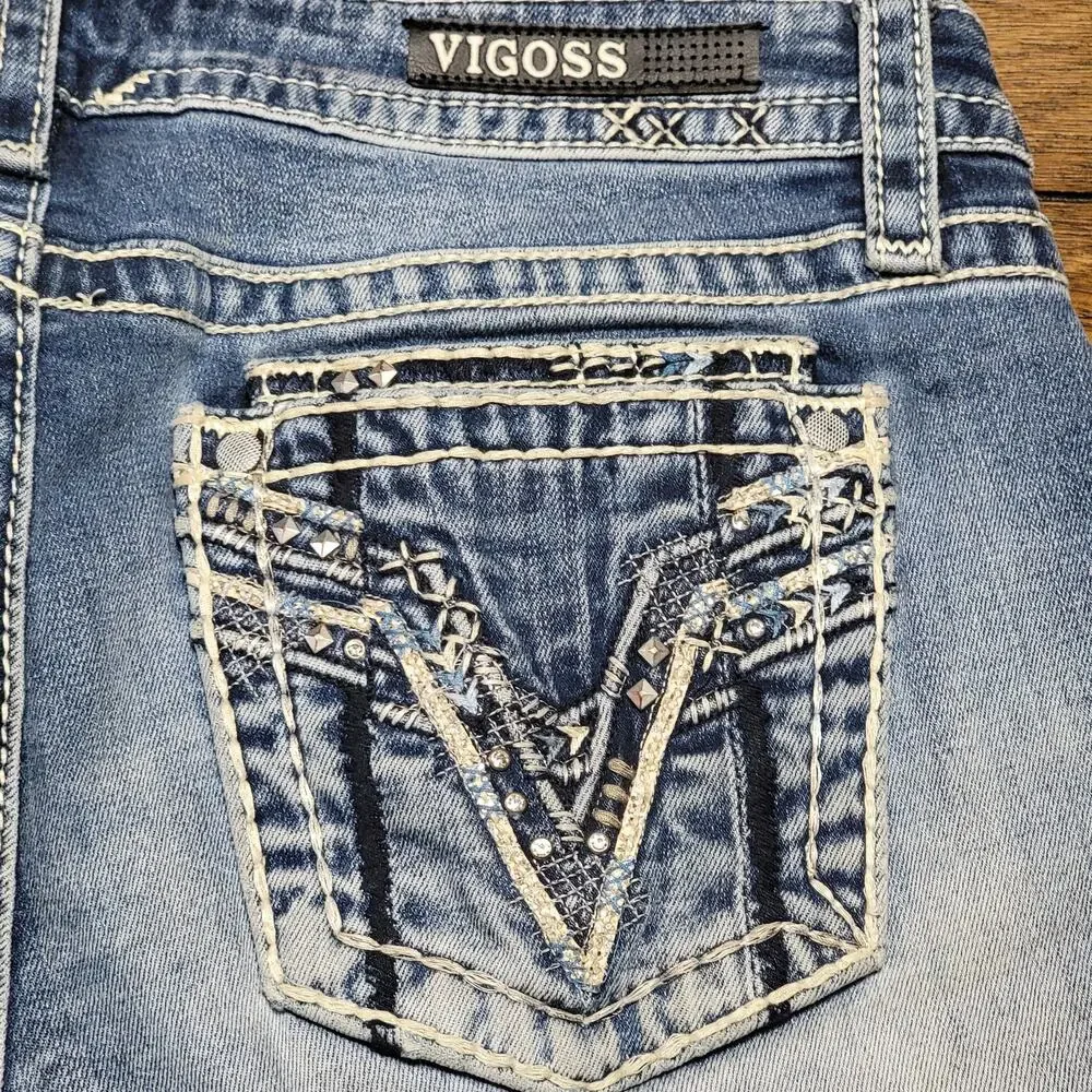 Vigoss Classic Denim Boot Cut Jeans w/ Bling Back Pockets - Size W29 L33